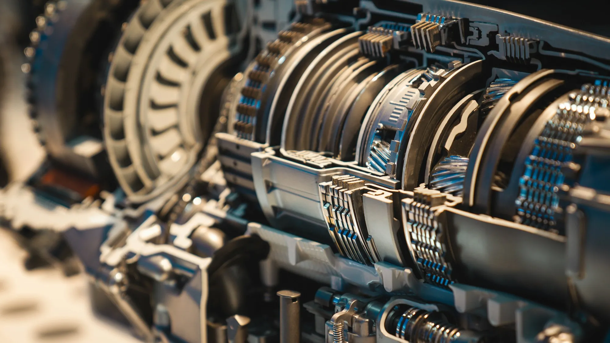 Cutaway of transmission gears and clutch drums